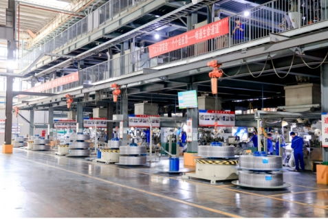 天能 全球領(lǐng)先智能制造工廠，以技術(shù)服務(wù)驅(qū)動新質(zhì)生產(chǎn)力跨越式發(fā)展